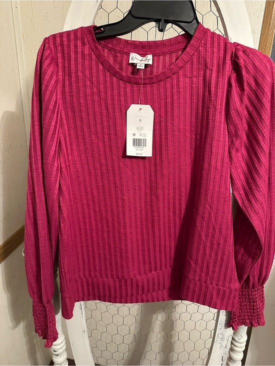Wonderly Tops - Wonderly Ribbed Long-Sleeve Top in Fuchsia Pink